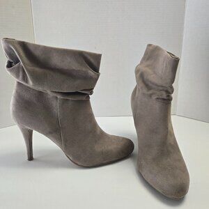Olsenboye ODESTINY Nude Slouchy Heeled Ankle Boots – Women’s Size 10